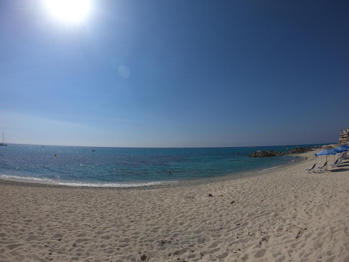Residenza Gherly Capo Vaticano Exteriör bild